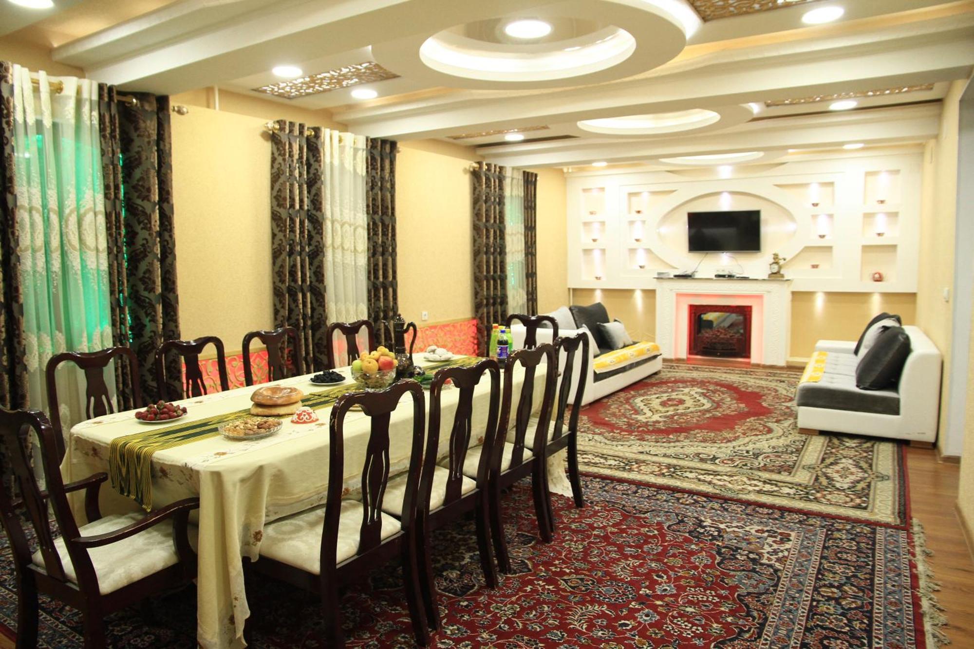 Yellow Hostel Душанбе Екстер'єр фото