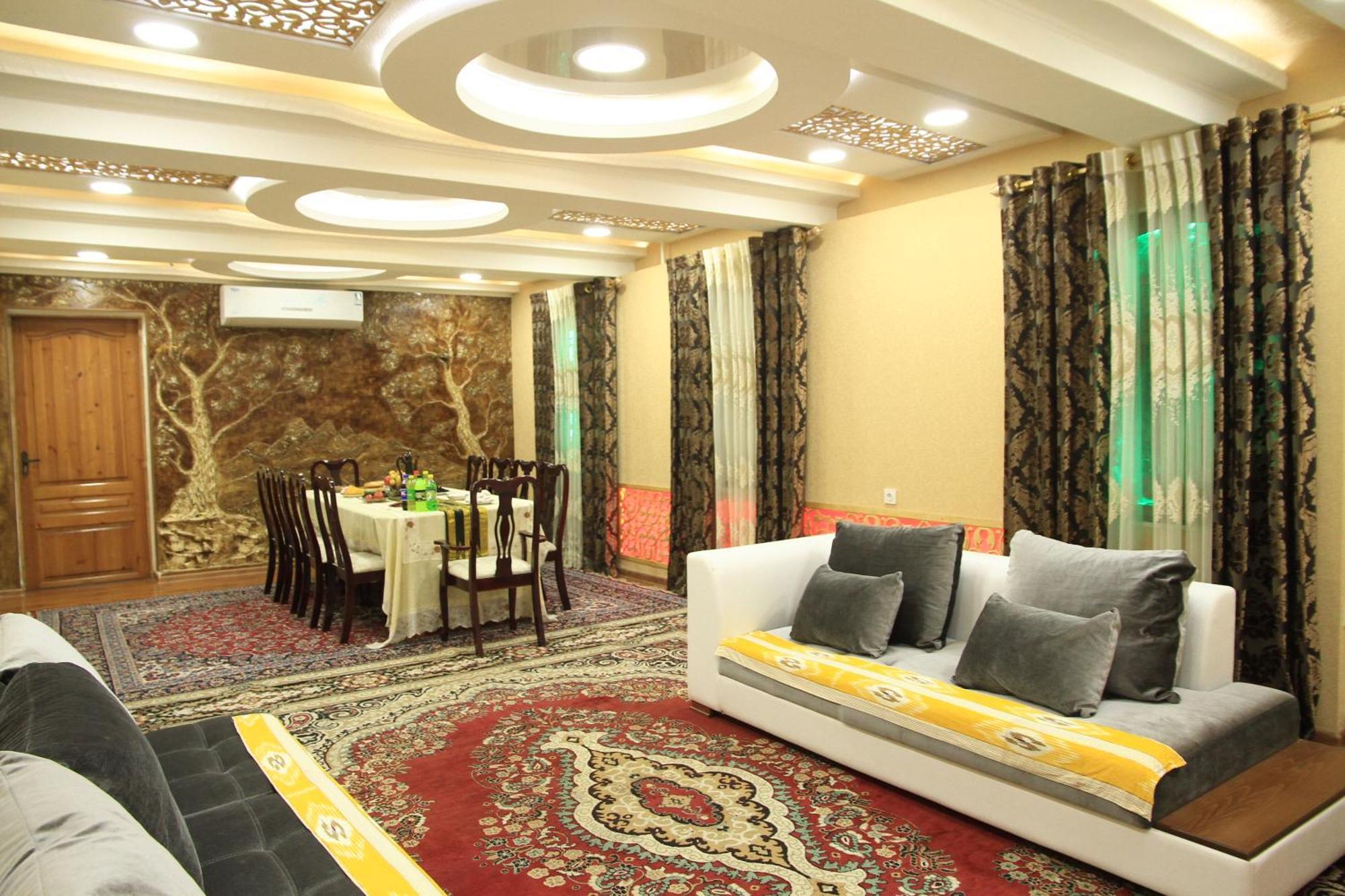 Yellow Hostel Душанбе Екстер'єр фото