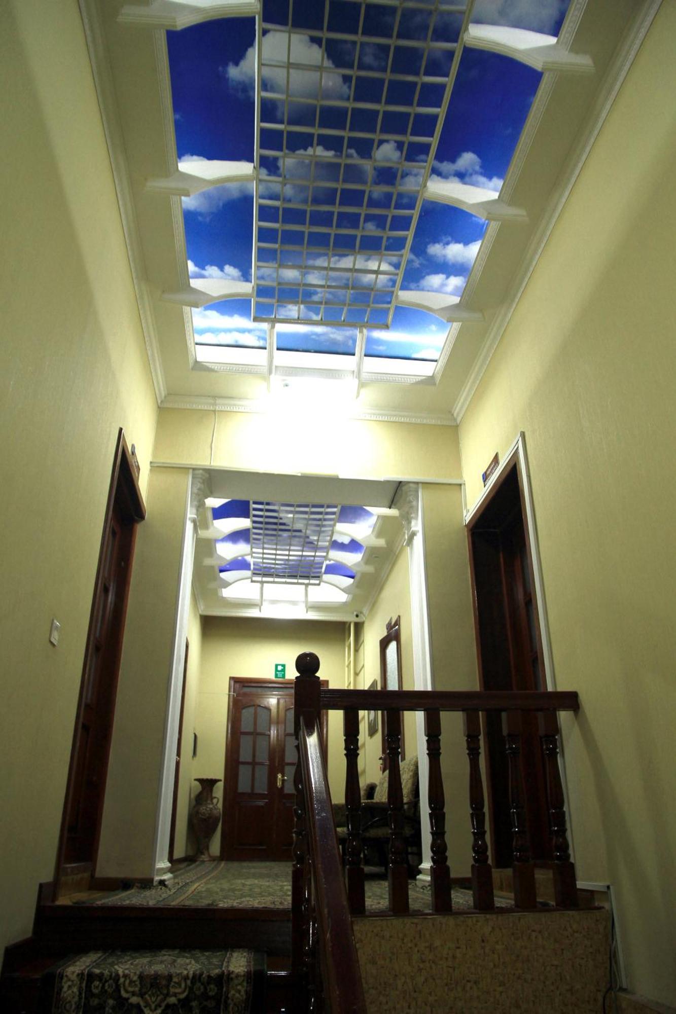 Yellow Hostel Душанбе Екстер'єр фото